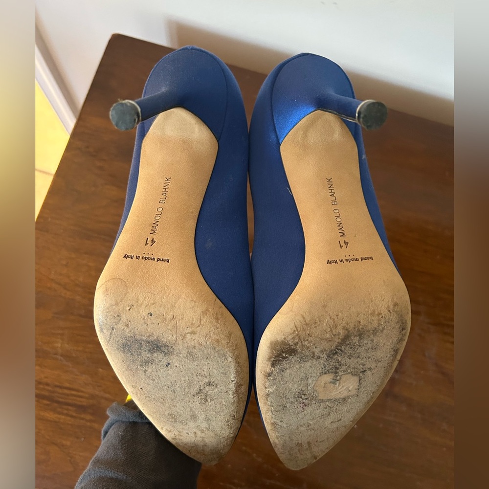 Manolo Blahnik Blue Heels with Silver Embellishments - Picture 4 of 6